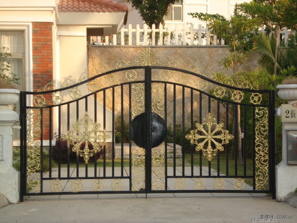 鐵藝大門(mén)
